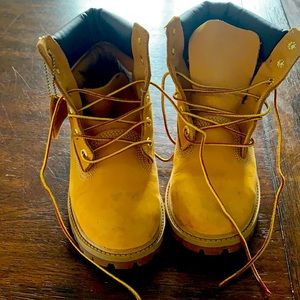 Kids size 4 Timbalands